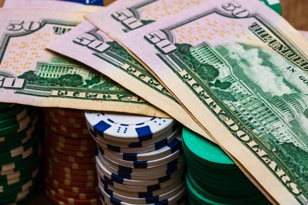 abas toto Real Tables, Real Dealers